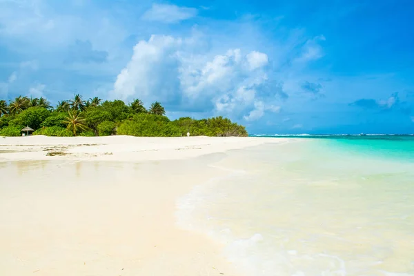 Hermosa Playa Arena Isla Deshabitada Océano Índico Maldivas — Foto de Stock