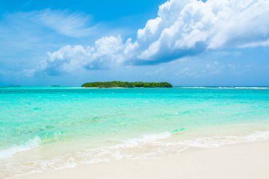 Hint Okyanusu, Maldivler ıssız ada güzel kumlu plaj