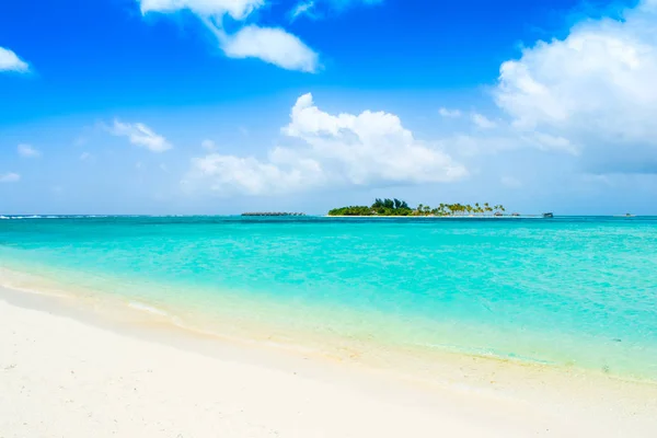 Prachtig Zandstrand Onbewoond Eiland Indische Oceaan Met Uitzicht Tot Luxe — Stockfoto