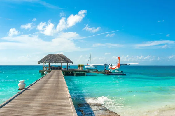 Atoll Ari Sud Maldives Juillet 2017 Hydroplan Près Jetée Bois — Photo