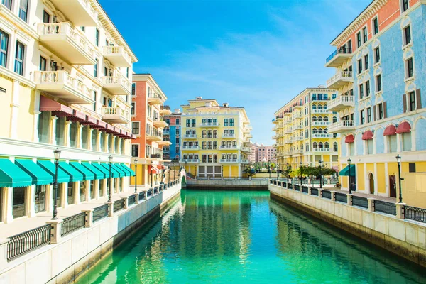 Qatar Doha December 2018 Colorful Waterfront Buildings Venetian Style Qanat — Stock Photo, Image