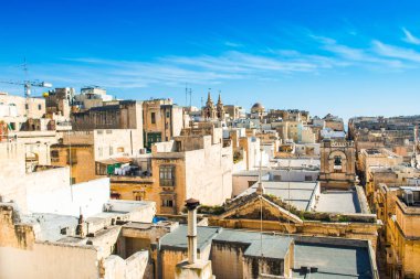 Valletta 'nın eski binalarla manzarası