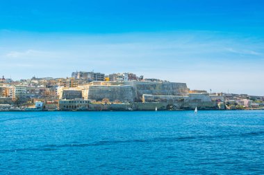 Valletta 'nın panoramik manzaralı güzel bir manzara.