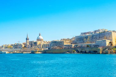 Valletta 'nın panoramik manzaralı güzel bir manzara.