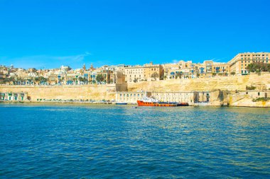 Eski Valletta manzarası eski binalar ve Grand Harbour