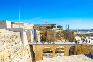 Valletta Şehir Kapısı 'nın mimari öğesi