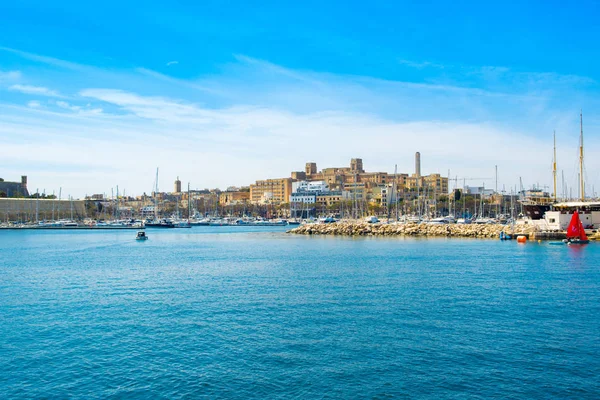 Manoel Adası yat Marina