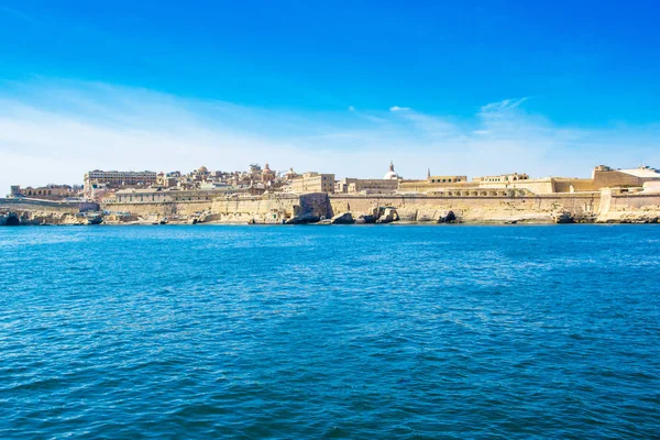 Landscape with old Fort Saint Elmo, Valletta, Malta — Stock Photo, Image