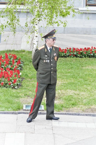 俄罗斯萨马拉 2017年5月9日 俄罗斯将军庆祝在一年一度的胜利日游行 — 图库照片