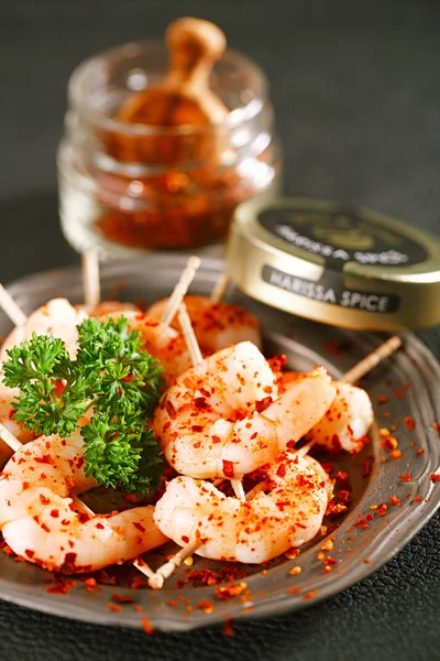 Harissa Mezcla Especias Morroccan Rojo Caliente Chilles Con Langostinos Placa — Foto de Stock