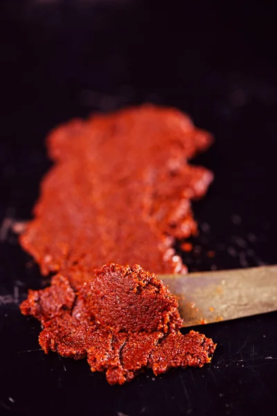 Adjika Homemade Traditionele Georgische Chili Saus Gemaakt Met Rode Pepers — Stockfoto