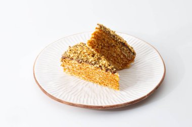 iki adet gofret kek ile yoğunlaştırılmış süt beyaz arka plan üzerinde izole kek.