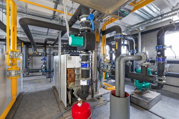 Interieur Van Industriële Gas Ketelruim Met Ketels Pompen Sensoren Een — Stockfoto