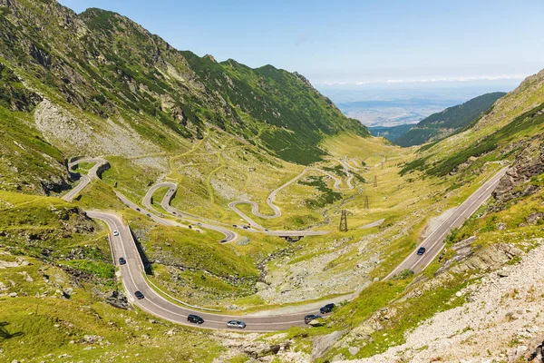 Transfagaras paisaje de carretera de montaña en las montañas de Rumania — Foto de Stock