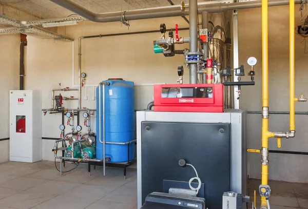 Interior Una Moderna Sala Calderas Gas Con Sistema Tratamiento Agua —  Fotos de Stock