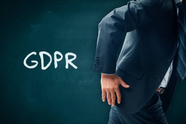 İşadamı Gdpr hakkında bir endişe var ve AB yönetmelik uzak çalıştırın. genel veri koruma yönetmeliği kavramı onun negatifleri ile.