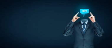 genel veri koruma yönetmeliği kavramı. İşadamı ya da soyut beyin ile teknoloji uzmanı düşünüyorum Gdpr ve uygulanması hakkında.