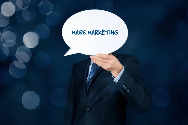 Koncepcja Masowego Marketingu Marketing Specialist Przytrzymaj Bańka Mowy Tekstu Marketingowe — Zdjęcie stockowe