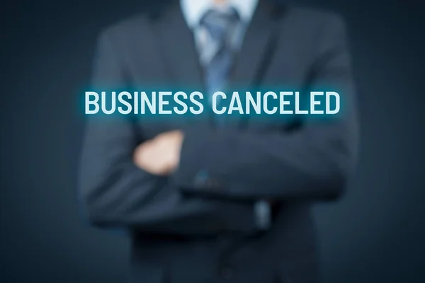 企业取消了破产概念 被动辞职手势和短信业务被取消的商人 — 图库照片