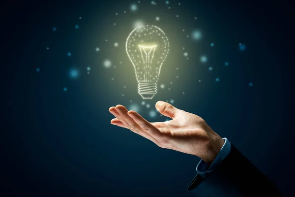 Aktivera Kreativitet Idé Och Intelligenskoncept Hand Och Grafik Glödlampa Symboler — Stockfoto