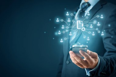 Şirket veri yönetim sistemine (DMS) ve gizlilik temalı belge yönetim sistemine sahip akıllı telefon uygulaması.