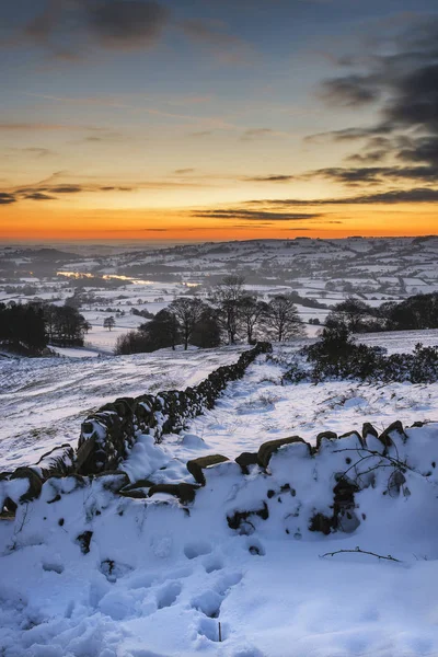 Winter Sky Snow Covered Winter Landscape Peak District Sunset — Stock Photo, Image