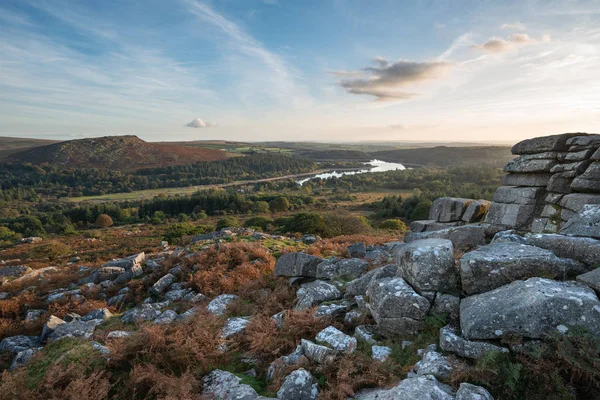 Hermoso Paisaje Atardecer Otoño Imagen Vista Desde Leather Tor Hacia —  Fotos de Stock