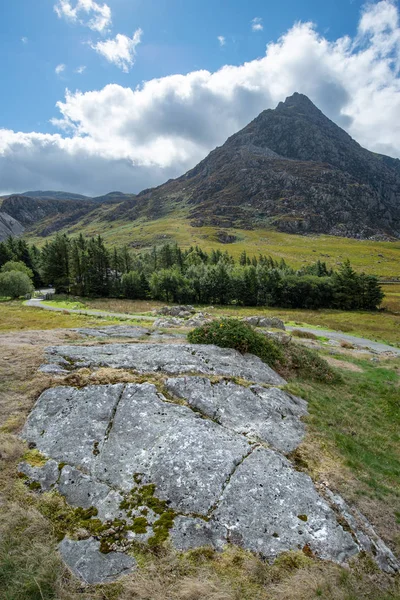 Schöne Landschaftsaufnahme Der Landschaft Llyn Ogwen Snowdonia Frühherbst — Stockfoto