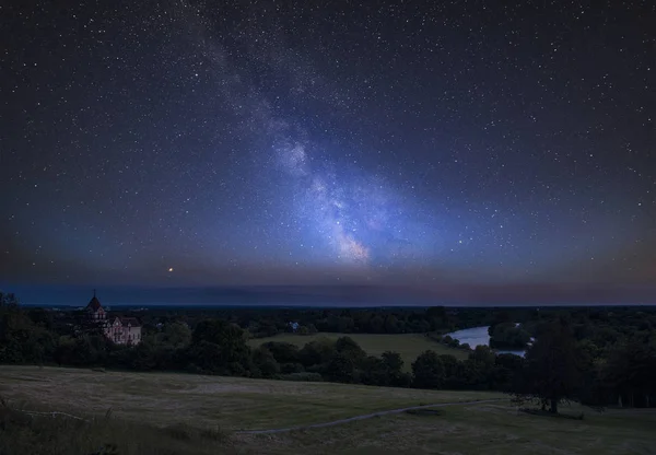 Εκπληκτική Ζωντανή Milky Way Σύνθετη Εικόνα Πάνω Από Τοπίο Του — Φωτογραφία Αρχείου