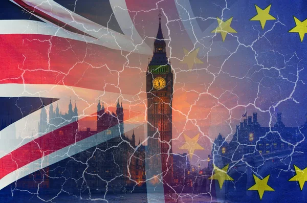 没有交易英国退出概念形象的裂缝在伦敦的形象与 旗子在图象 — 图库照片