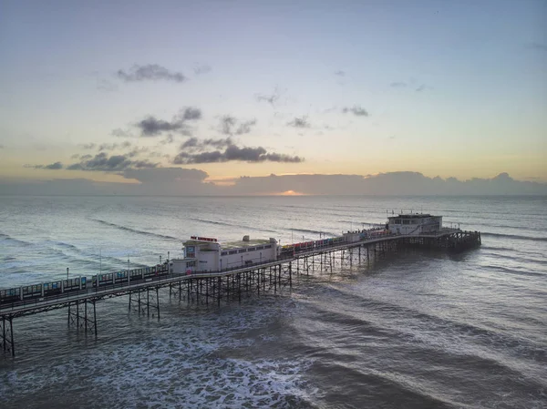 Drony Letecký Pohled Krajinu Obrázek Worthing Pier Pobřeží Sussexu Anglii — Stock fotografie