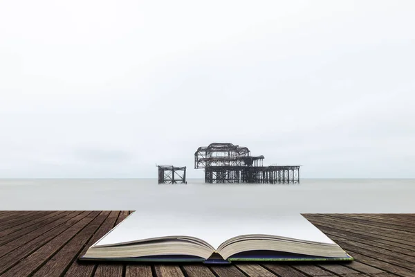 Landscape image of derelict Victorian West Pier at Brighton in W — Stock Photo, Image