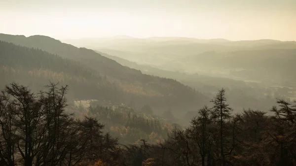 Panorama vista da Gummers Come a Lake District oltre splendida A — Foto Stock