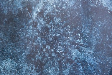 Renkli kulaç darbeleriyle eski, eski, maviyle desenlendirilmiş