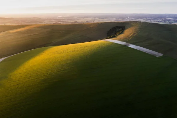 Güzel Yüksek Uçan Drone Manzarası Ngiliz Kırsalındaki Yuvarlanan Tepelerin Hoş — Stok fotoğraf