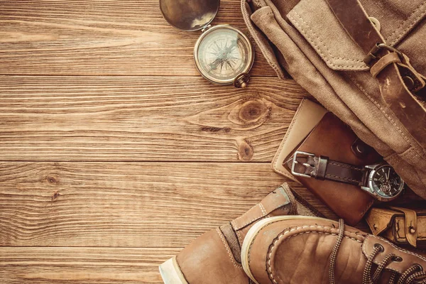 Guardando Immagine Del Concetto Viaggio Elementi Essenziali Vacanze Effetto Retrò — Foto Stock