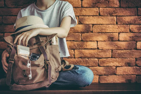 Jeune Femme Avec Sac Dos Concept Voyage — Photo