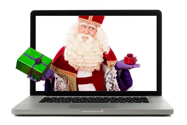 Sinterklaas Com Laptop Isolado Fundo Branco Caráter Holandês Papai Noel — Fotografia de Stock