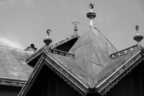 Decorated Metal Roof Tin Roof Ornaments Traditional House Maramures Romania — Stock Photo, Image