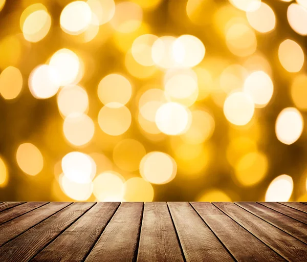 Empty wooden table in front of abstract blurred background — Stock Photo, Image