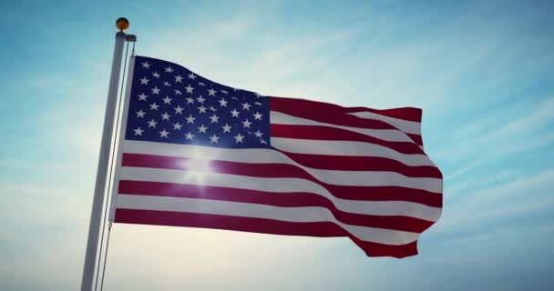 アメリカの国旗波はアメリカ独立を示している バナーフライングでの愛国心とお祝い ビデオ 30Fps — ストック動画