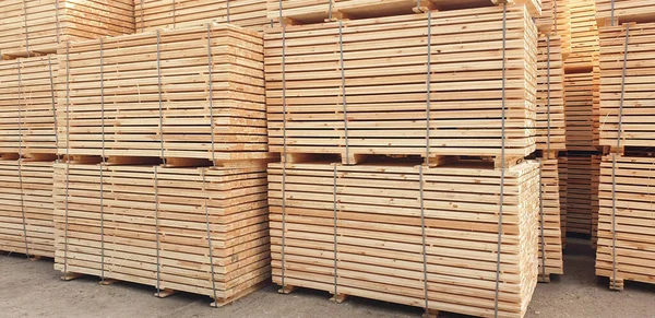 Hromádky Dřevěných Materiálů Skladu Dřeva — Stock fotografie