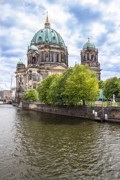 Vista Catedral Berlim Berliner Dom Partir Ponte Berlim Alemanha — Fotografia de Stock