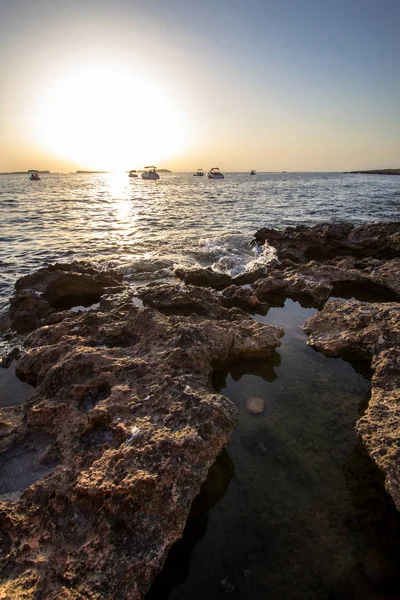 Coucher Soleil Sur Petite Baie Avec Bateaux Yachts — Photo