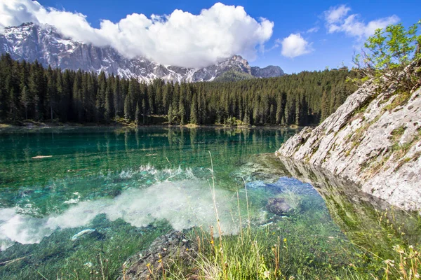 Karersee Lago Carezza Lago Los Dolomitas Tirol Del Sur Italia — Foto de Stock