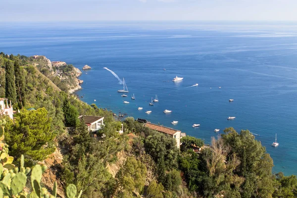 Güzellikler görünümünden Taormina, Sicilya Adası, İtalya