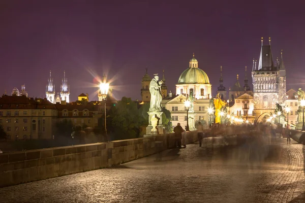 Ночная Панорама Старого Города Карловым Мостом Собором Праге — стоковое фото