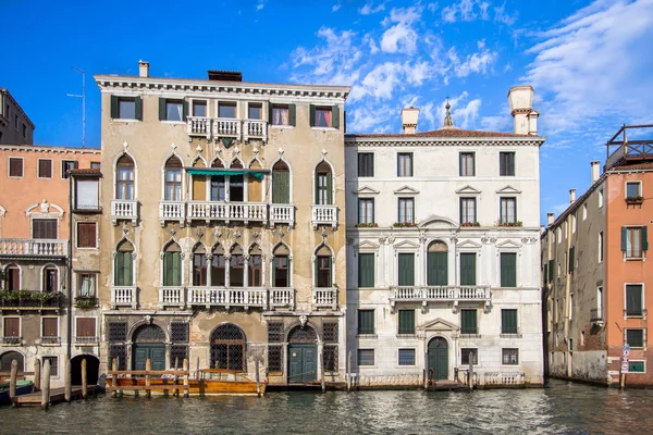 Γνωστά Παλάτια Πάνω Στο Μεγάλο Κανάλι Βενετία Ιταλία — Φωτογραφία Αρχείου
