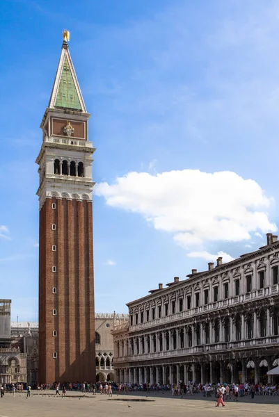 Plaza San Marco Con Campanile Basílica San Marcos Venecia Italia —  Fotos de Stock