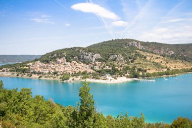 Havadan görünümü Provence, Fransa, Sainte Croix Gölü
